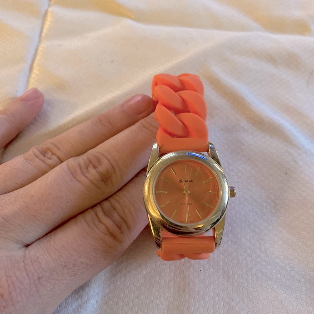 Silicon watch